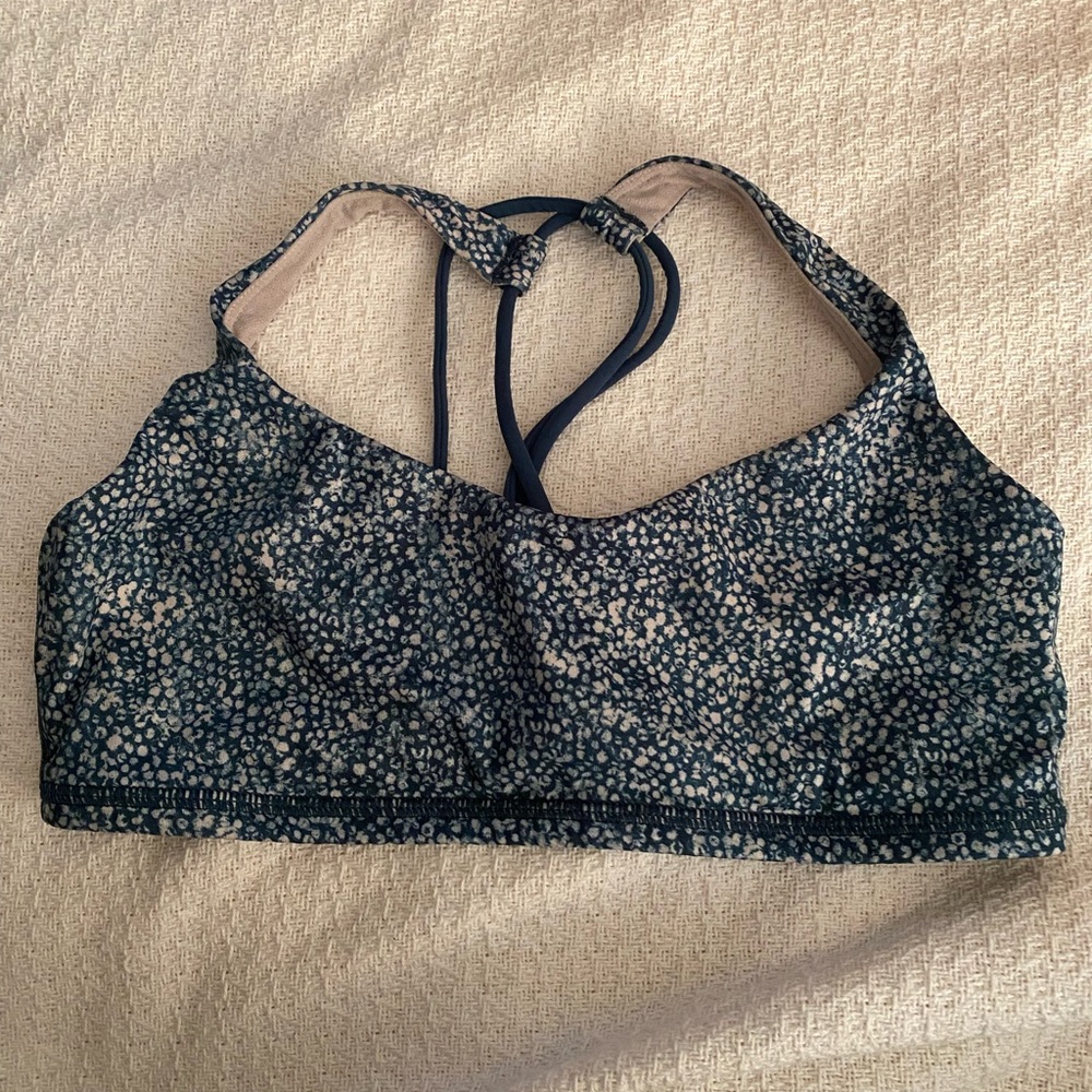 Lululemon Blue Print Sports Bra Size 6